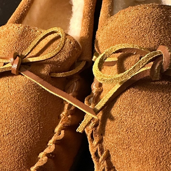 NWOT Alpine Swiss Sabine Genuine Suede Shearling Slip On Moccasin Slippers - Picture 3 of 8